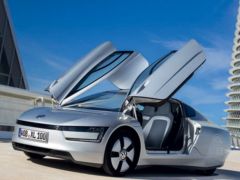 اضغط لمشاهدة الفيديو: سيارة فولكس فاغن نادرة تعرض للبيع في بريطانيا